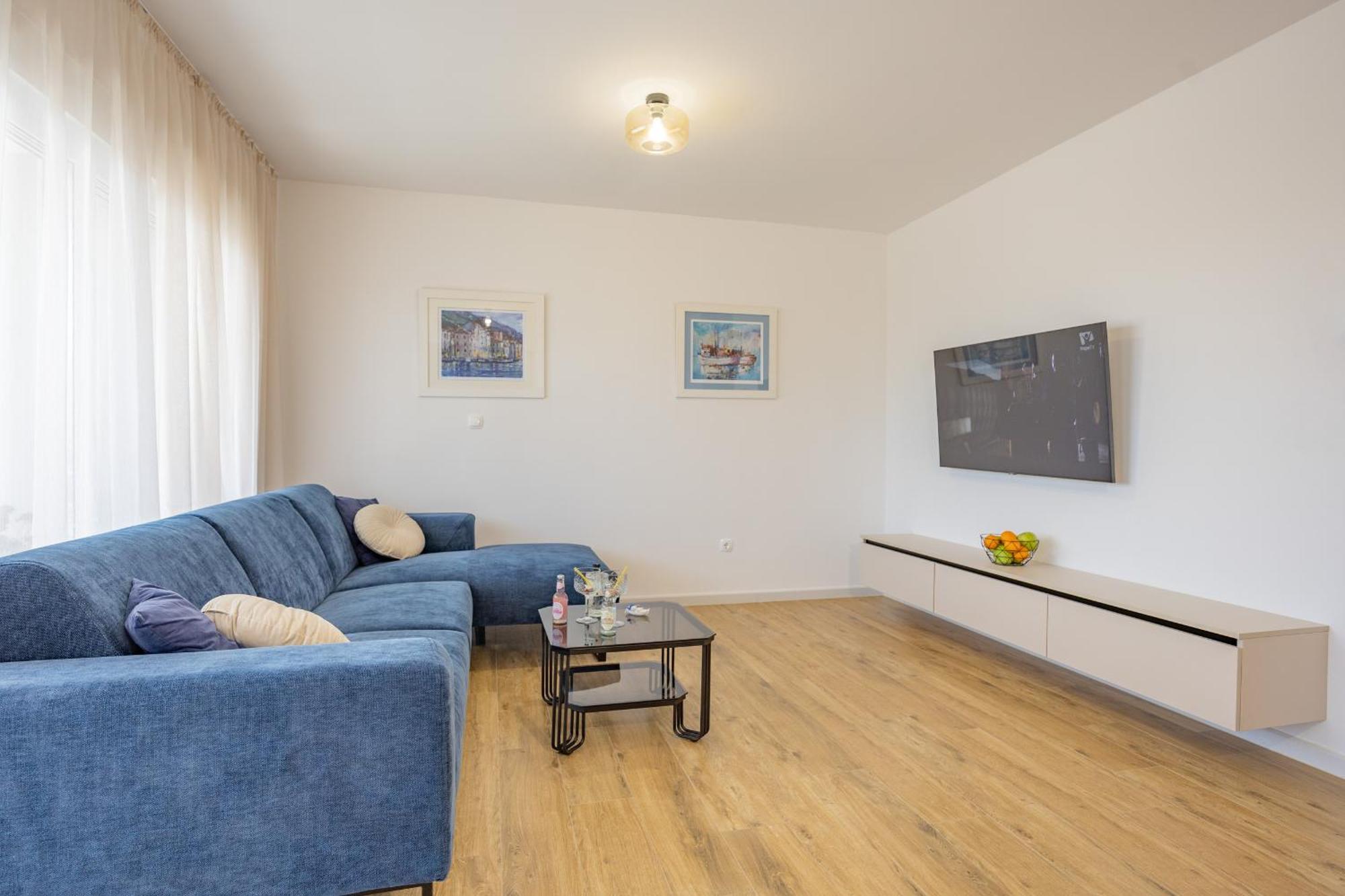 Apartment Makar J Makarska
